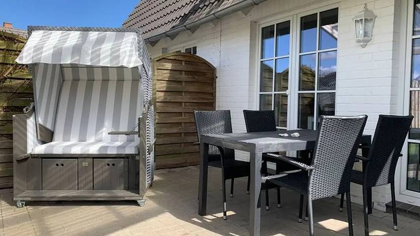 Ferienhaus für 4 Personen, mit Garten in Kronsgaard