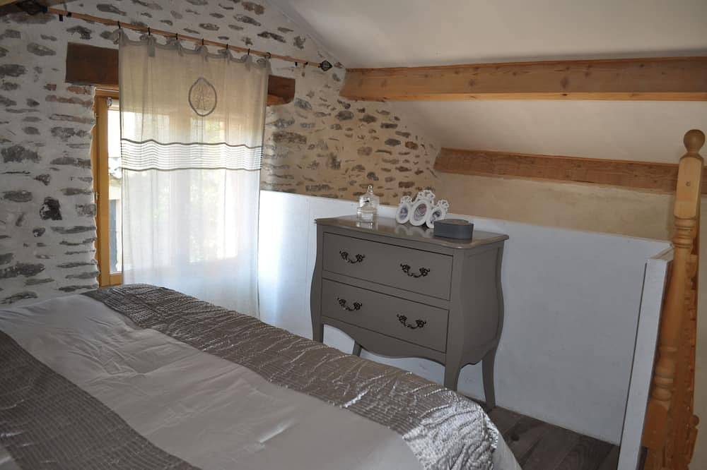 \"Le Mazet\" Gîte dans maison de carractère du Xviiième Jardin, piscine in Chamborigaud, Parc national des Cévennes