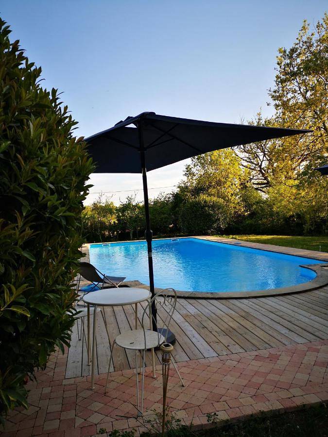 Chambre d’hôte pour 3 personnes, avec jardin et piscine ainsi que terrasse et vue dans le Gers - 3