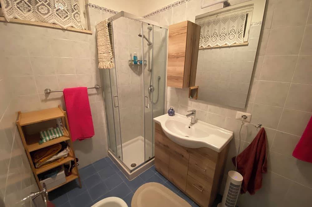 Private villa with garden 100 steps from the beach! in Platamona, Sorso