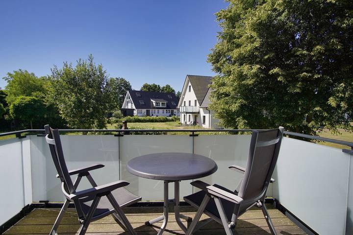 Entire apartment, Strandnahe FeWo mit Balkon, Schwimmbad- und Saunanutzung - Rex Rugia in Lobbe Strand, Mönchgut