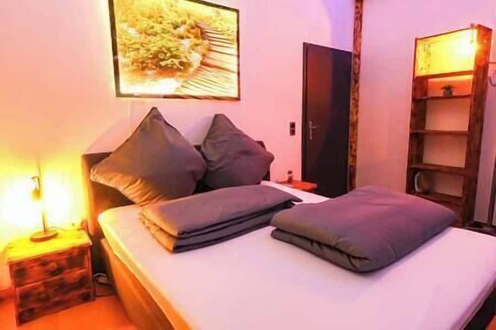 Apartamento entero, #111 - Lux-Flat Lennep Altstadt - Netflix & Prime rock wall in Remscheid, Condado del Monte