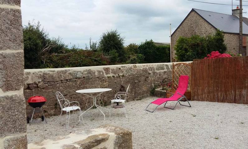 Location de vacances pour 3 personnes, avec terrasse à Montfarville - 2