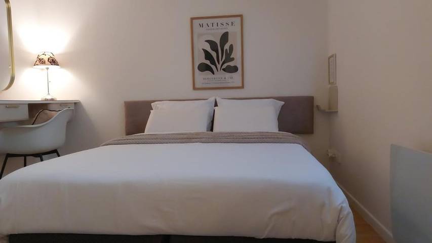 Gîte pour 4 personnes, avec Jardin et Piscine dans Troissereux - 3