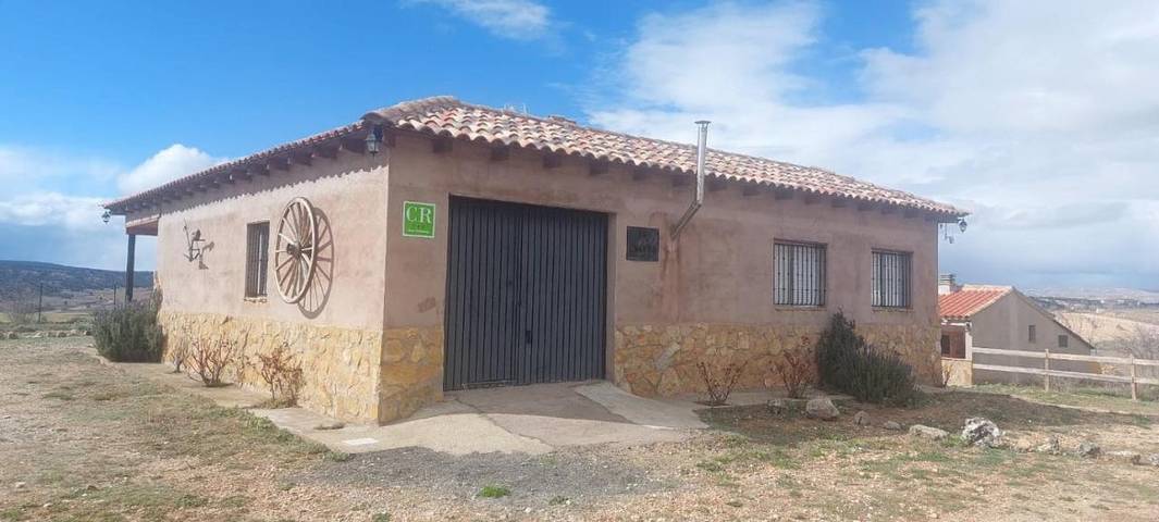 Casa rural para 4 personas, con vistas y jardín en Comarca de Teruel - 4