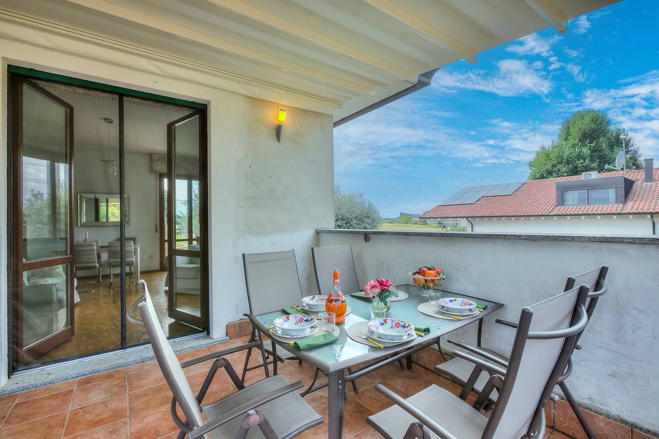 Appartamento per 5 Persone in Monvalle, Lago Maggiore (Lombardia)