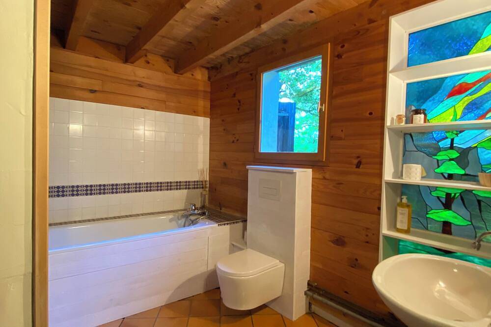 Domaine Bourgade. Room in typical Landaise / breakfast. in Betbezer-d'Armagnac, Landes