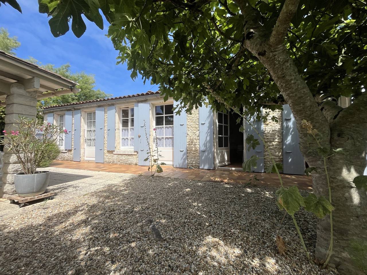 Casa de Vacaciones 'Lisière De Forêt De Domino' con Terraza Privada y Jardín Privado in Saint-Georges-d'Oléron, Côte de Beauté