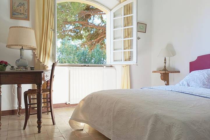 Magnifique Maison Familiale mit Blick auf die Bucht von Sanary in Ollioules, Mittelmeerküste (Frankreich)