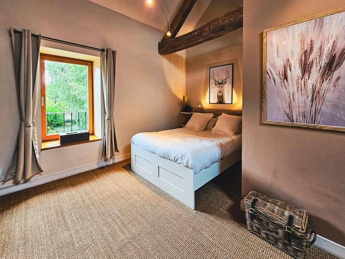 Maison de campagne pour 4 personnes, avec jardin et vue, animaux acceptés dans Yonne