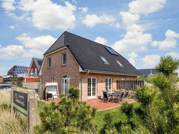 Ferienhaus für 12 Personen, mit Garten in St. Peter-Ording
