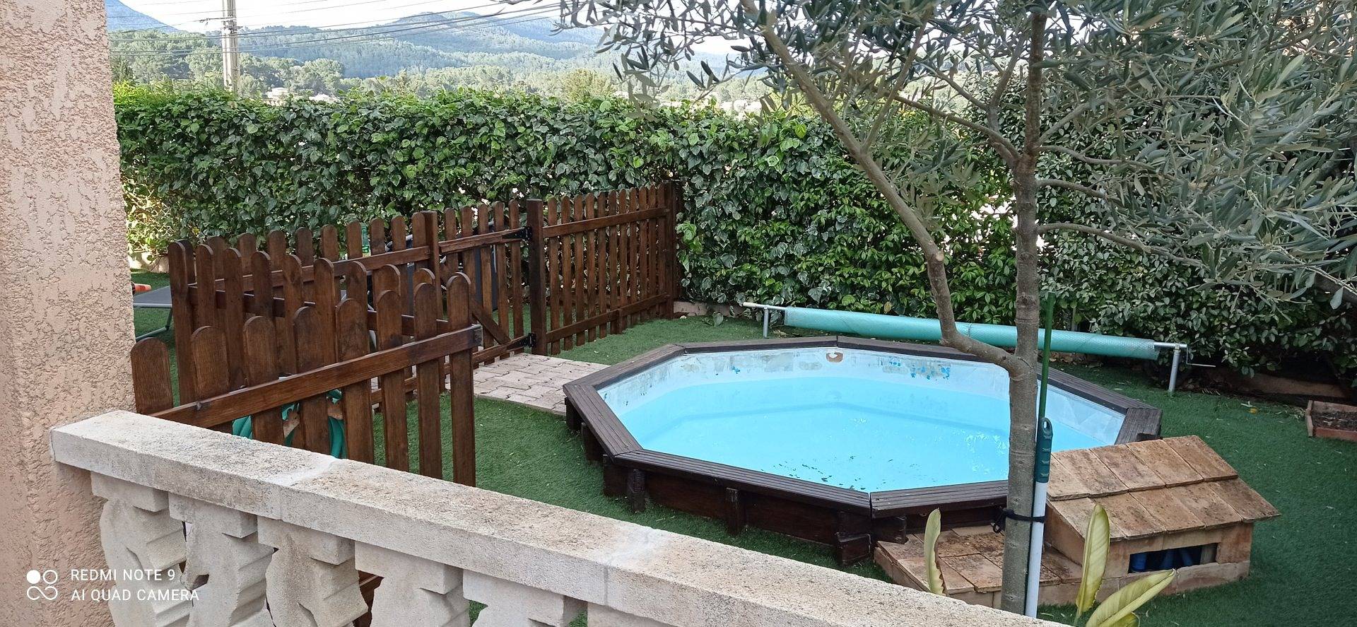 Maison individuelle avec jardin in Cuers, Région de Toulon