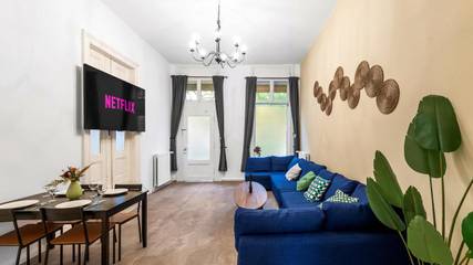 Ferienwohnung für 8 Personen, mit Sauna, mit Haustier in Kreuzberg Berlin