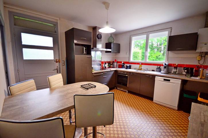 Casa de Férias 'Maison KerHervé - 8km de Carhaix' com Jardim Privado e Wi-Fi in Cléden-Poher, Châteaulin (Região)