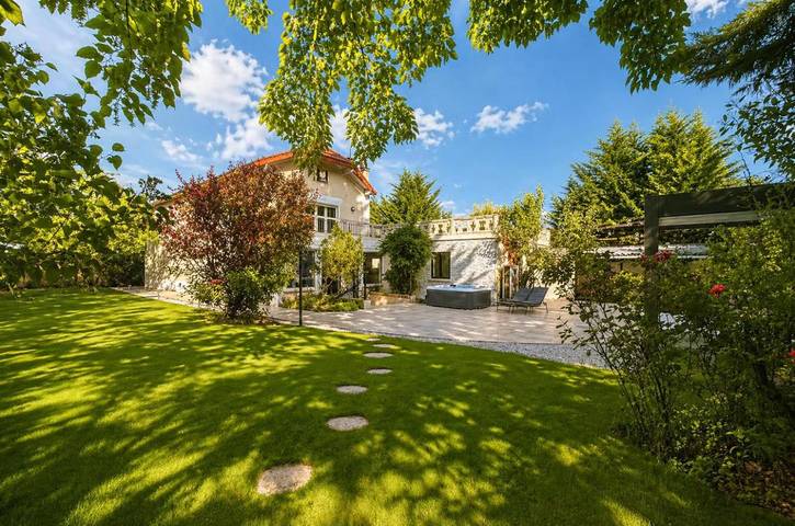 Location de vacances pour 8 personnes, avec sauna ainsi que jacuzzi et jardin à Triel-sur-Seine - 3