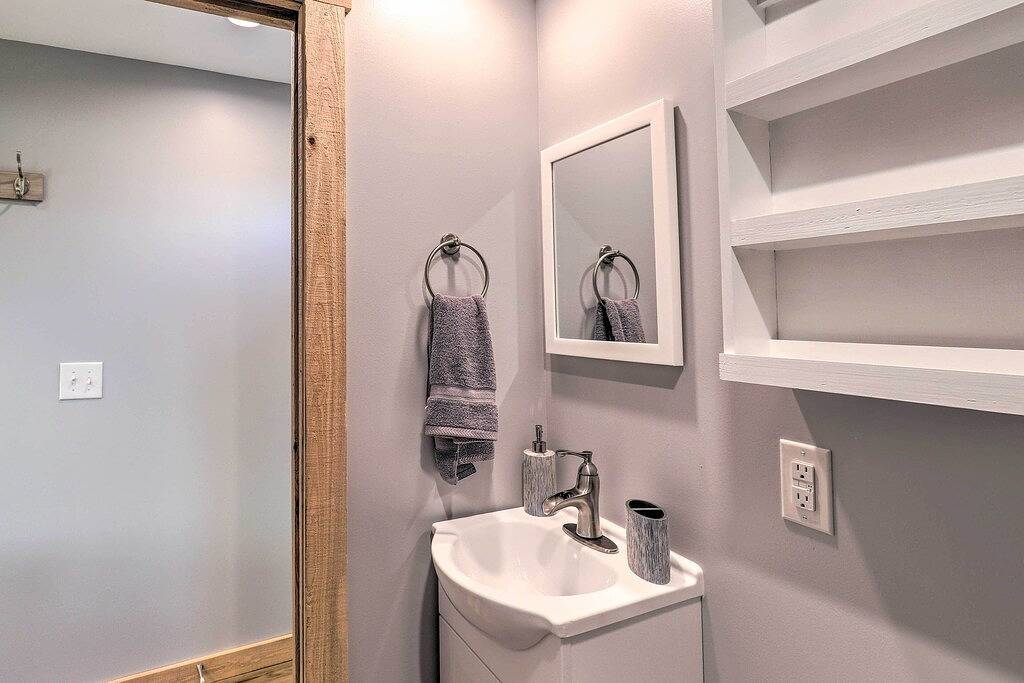 Ganze Wohnung, Studio w/ Loft, Hot Tub & Views in Marshall! in Madison County (NC)