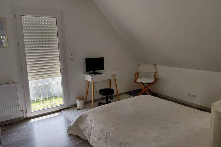 Location de vacances pour 12 personnes dans Orval-sur-Sienne - 2