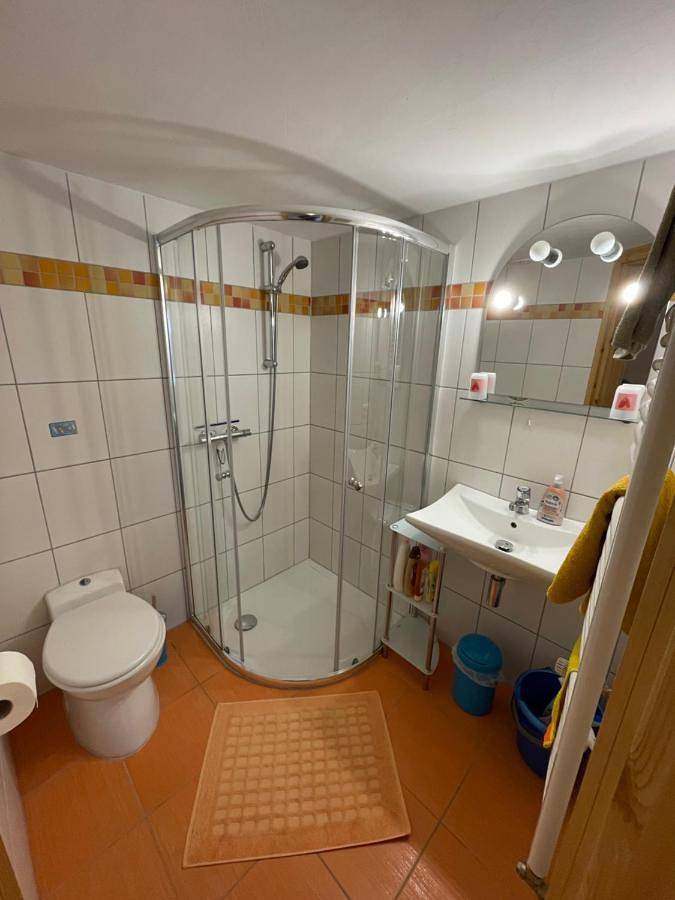 Ganze Wohnung, Weingut und Destillerie Bernd Klein in Pleisweiler-Oberhofen, Südliche Weinstraße