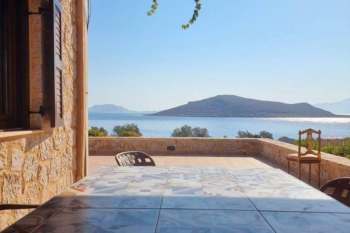 Ferienhaus für 6 Personen, mit Balkon und Garten auf Chalki