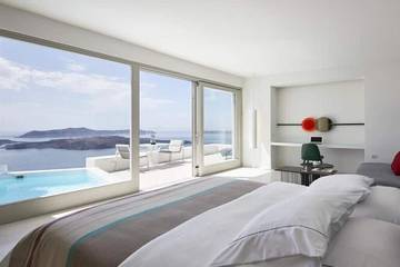 Bed And Breakfast for 2 People in Santorini, Cyclades, Photo 1