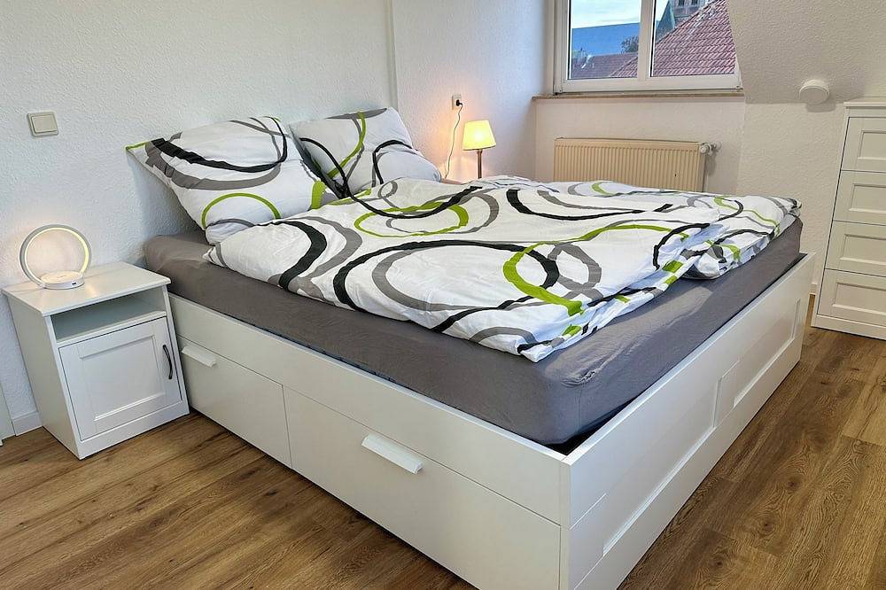 Ganze Wohnung, 140qm Pentouse-Wohnung für bis zu 6 Personen mit Dachterrasse im Stadtzentrum in Lingen (Ems), Emsland