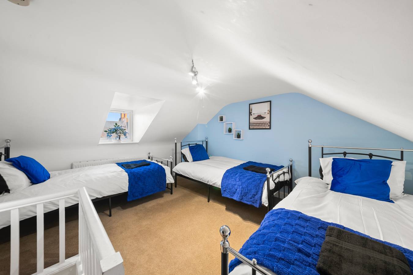 Contractor 3-Bed Long-Stay Discounts & Parking in Reading, Berkshire