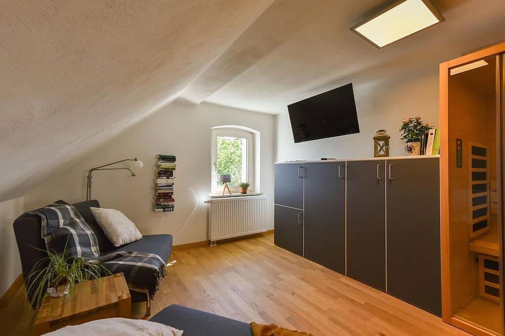 Ganze Wohnung, Dachgiebeloase - Appartement/Fewo, Dusche, Wc, 1 Schlafraum in Mehlmeisel, Landkreis Bayreuth