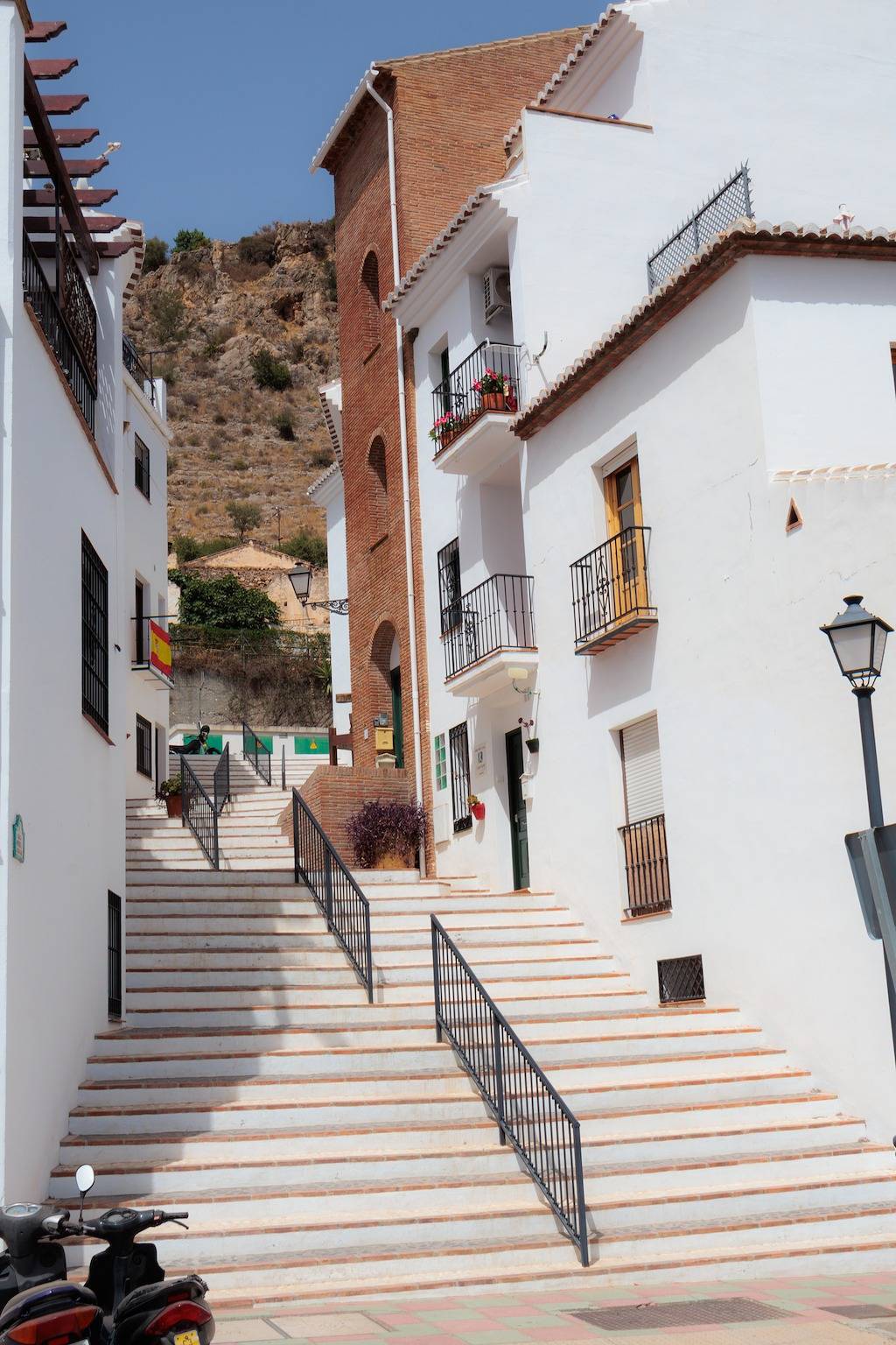 Hel ferieleilighet, Frigiliana 3-Bed Apartment- Sleeps 8 in Frigiliana Road, Frigiliana