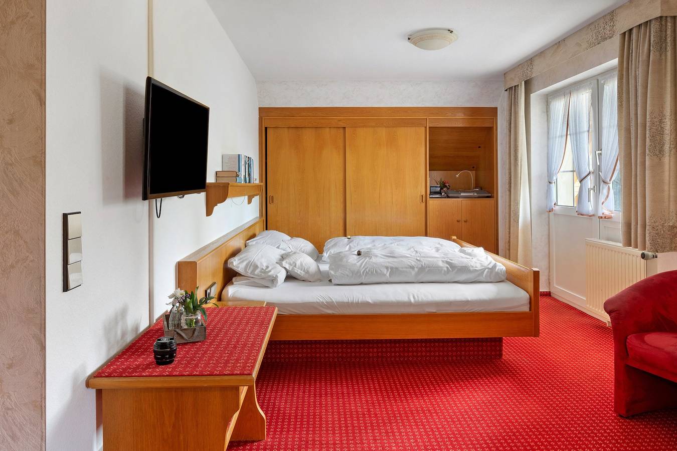 Ganzes Studio, Studio-Apartment 'Feldberg' mit Gemeinschaftsgarten, Balkon und Wlan in Saig (Lenzkirch), Lenzkirch