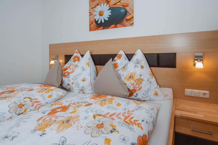 Ferienwohnung für 2 Personen, mit Terrasse und Pool in Maria Alm - 4