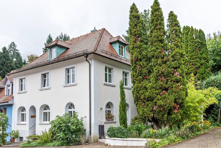 Ganze Wohnung, Ferienwohnung "Waldhorn" mit Privatterrasse, Gemeinschaftsgarten und Wlan in Badenweiler, Südschwarzwald