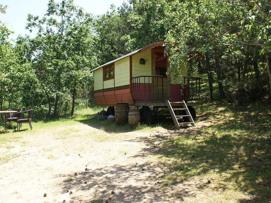 Camping Des Randonneurs - Alojamiento 3 personas - Roulotte 3p sin instalaciones sanitarias in Fenouillet, Parque Natural Regional Corbières-Fenouillèdes
