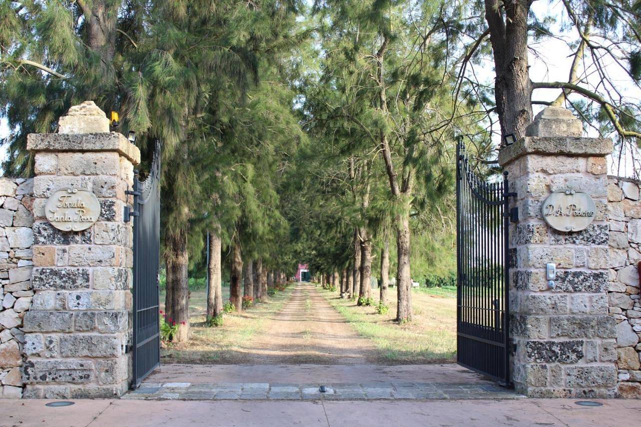 Tenuta Santa Rosa in Sannicola, Golfo di Taranto