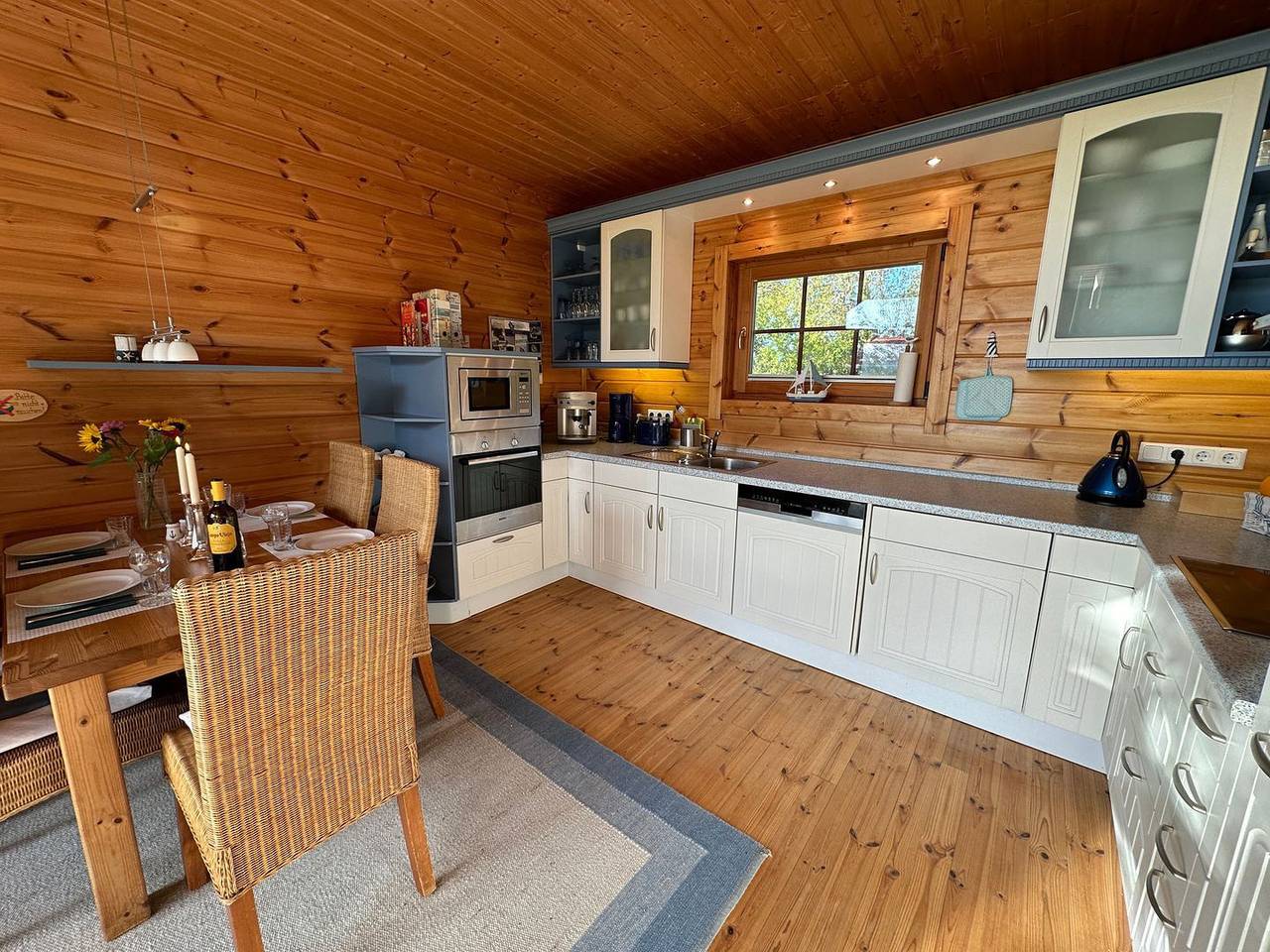 Ferienhaus "Sonnenblumenhaus" in Falshöft für bis zu 4 Personen und 2 Hunden in Geltinger Birk, Nieby