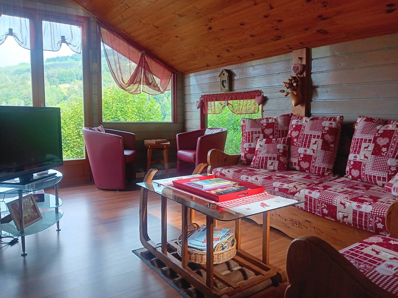 Chalet Le Blanfeing in Cornimont, Parc naturel régional des Ballons des Vosges