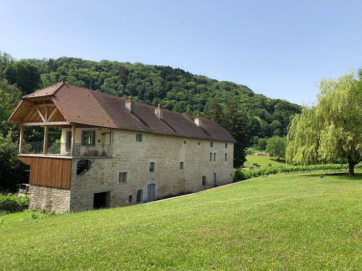 Le Moulin de Cesy in Arbois, Jura Francais