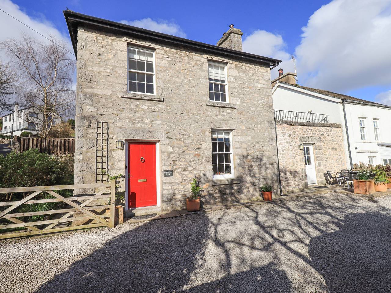 Westmorland Cottage in Grange-over-Sands, Lake District