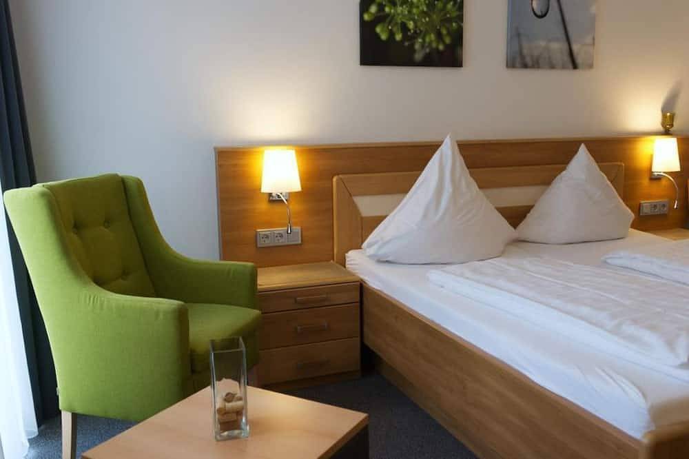 Double room \"Weinquartier\" handicapped accessible - Weinhaus am Schieferfels in Veldenz, Bernkastel-Kues region