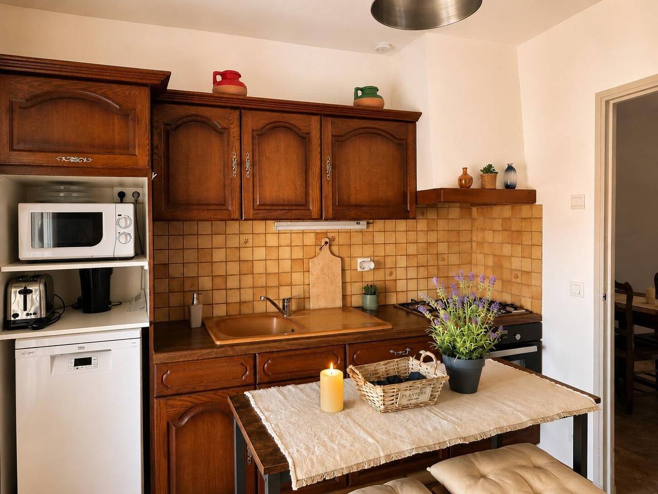 Gîte au Pied de l'Alaric in Moux, Région de Carcassonne