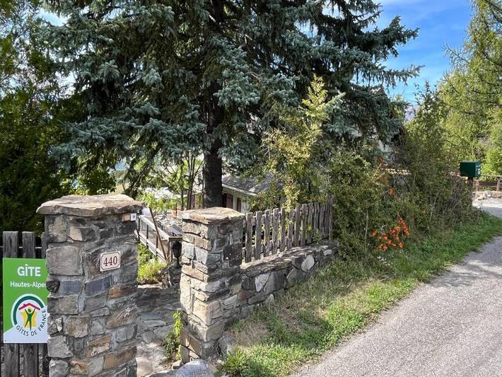 Location de vacances pour 12 personnes, avec balcon et jacuzzi ainsi que piscine et sauna à Saint-Sauveur - 4