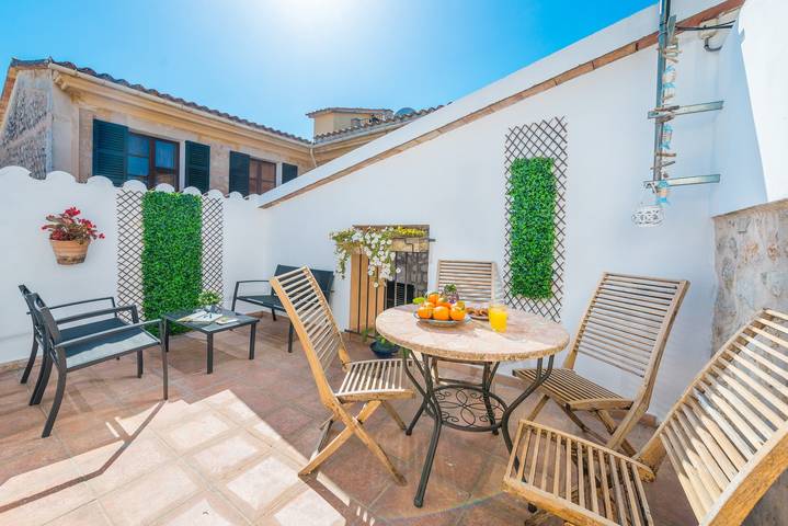 Vacation rental for 6 people in West Majorca
