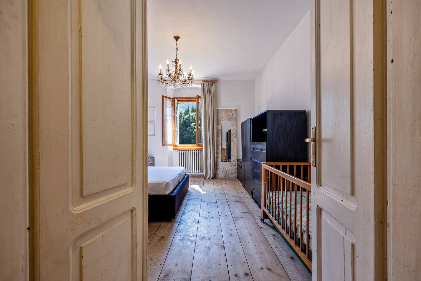 Appartement entier, Appartement "Casa Nel Borgo Iris" avec vue sur la montagne et jardin commun in Breguzzo, Sella Giudicarie