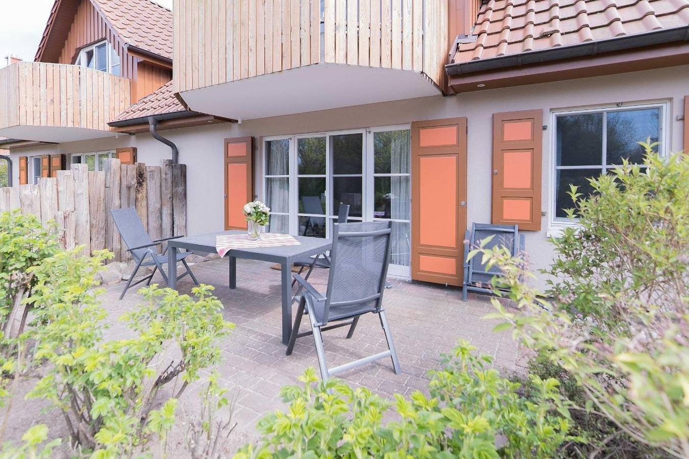 Ganze Wohnung, Erdgeschoss-Wohnung Lf 5.1 im Haus Windflüchter im Ostseebad Wustrow in Ostseebad Wustrow, Wustrow