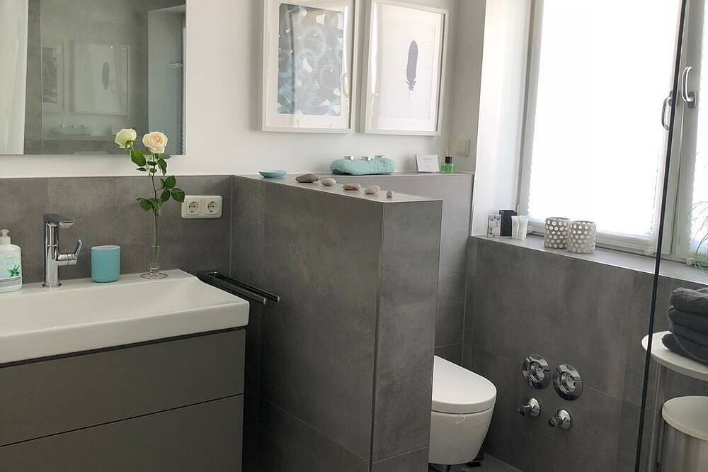 Ganze Wohnung, Moderne Ferienwohnung in ruhiger Lage direkt in Landsberg am Lech in Landsberg am Lech, Romantische Straße