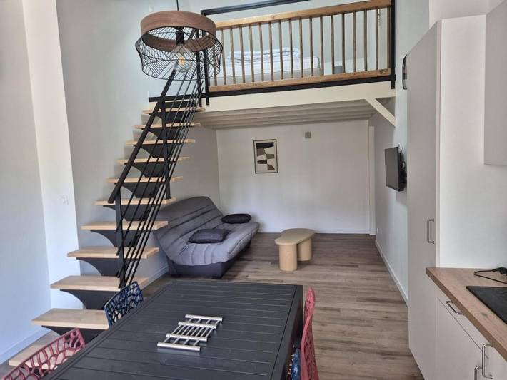 Location de vacances pour 4 personnes, avec Terrasse à Saint-Rémy-la-Varenne