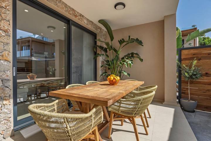 Villa voor 8 personen met tuin in Lithakia, Laganas