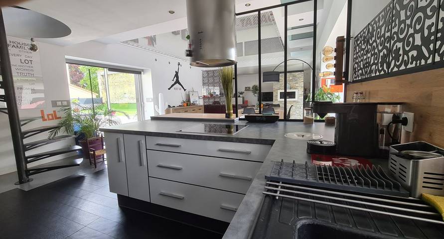 Villa pour 10 personnes, avec sauna et piscine ainsi que terrasse et jardin en Nouvelle-Aquitaine - 2