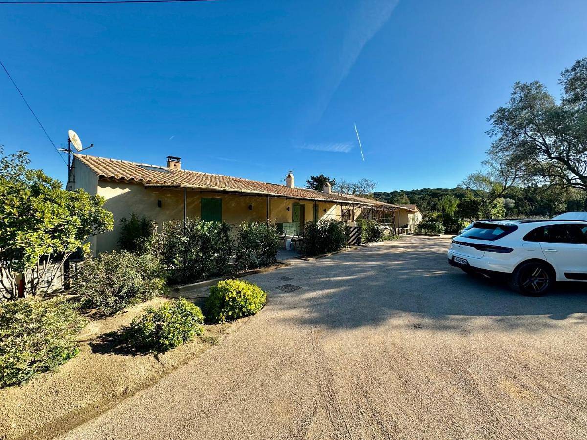 One-Bedroom House in l'Escalet, Ramatuelle