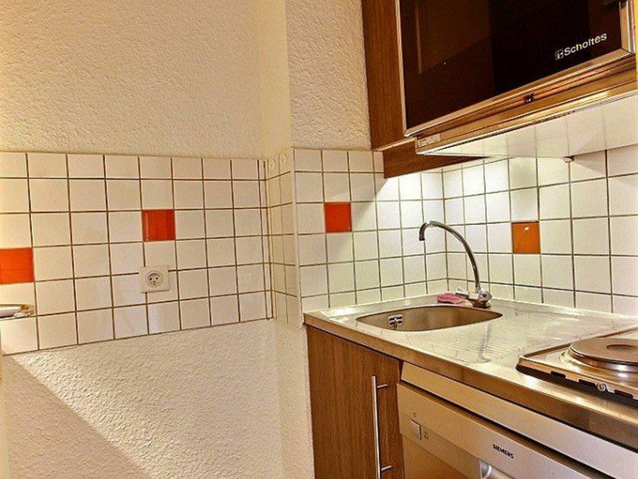 Estudio entero, ¡Estudio a pie de pistas cerca de tiendas! Capacidad 4, balcón, cocina equipada in Plagne Villages, La Plagne-Tarentaise