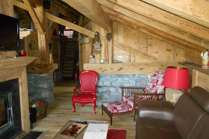 Gîte pour 4 personnes, avec terrasse à La Côte-d'Aime